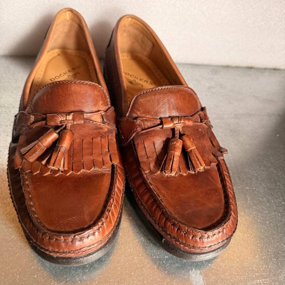 Dockers - Picture 3 of 6